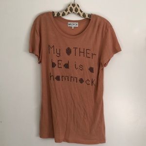 Wildfox peachy beige t-shirt-L